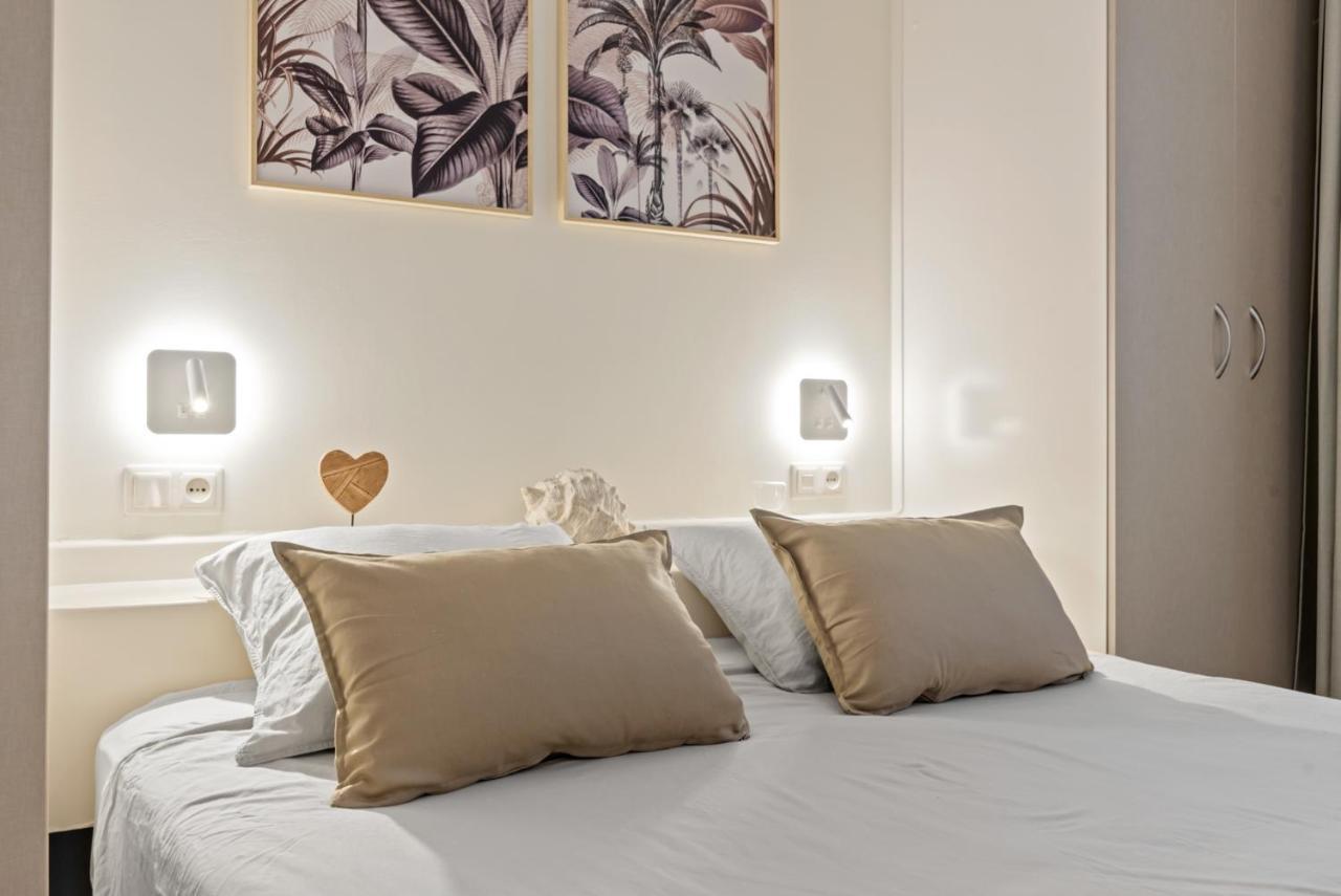 Frontline Beach Apartment Miraflores Sitio de Calahonda Eksteriør bilde